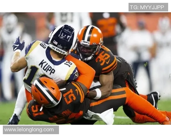 巴西与哥伦比亚激战正酣谁能在这场对决中笑到最后